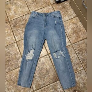 SO Classic Light Blue MOM Jeans